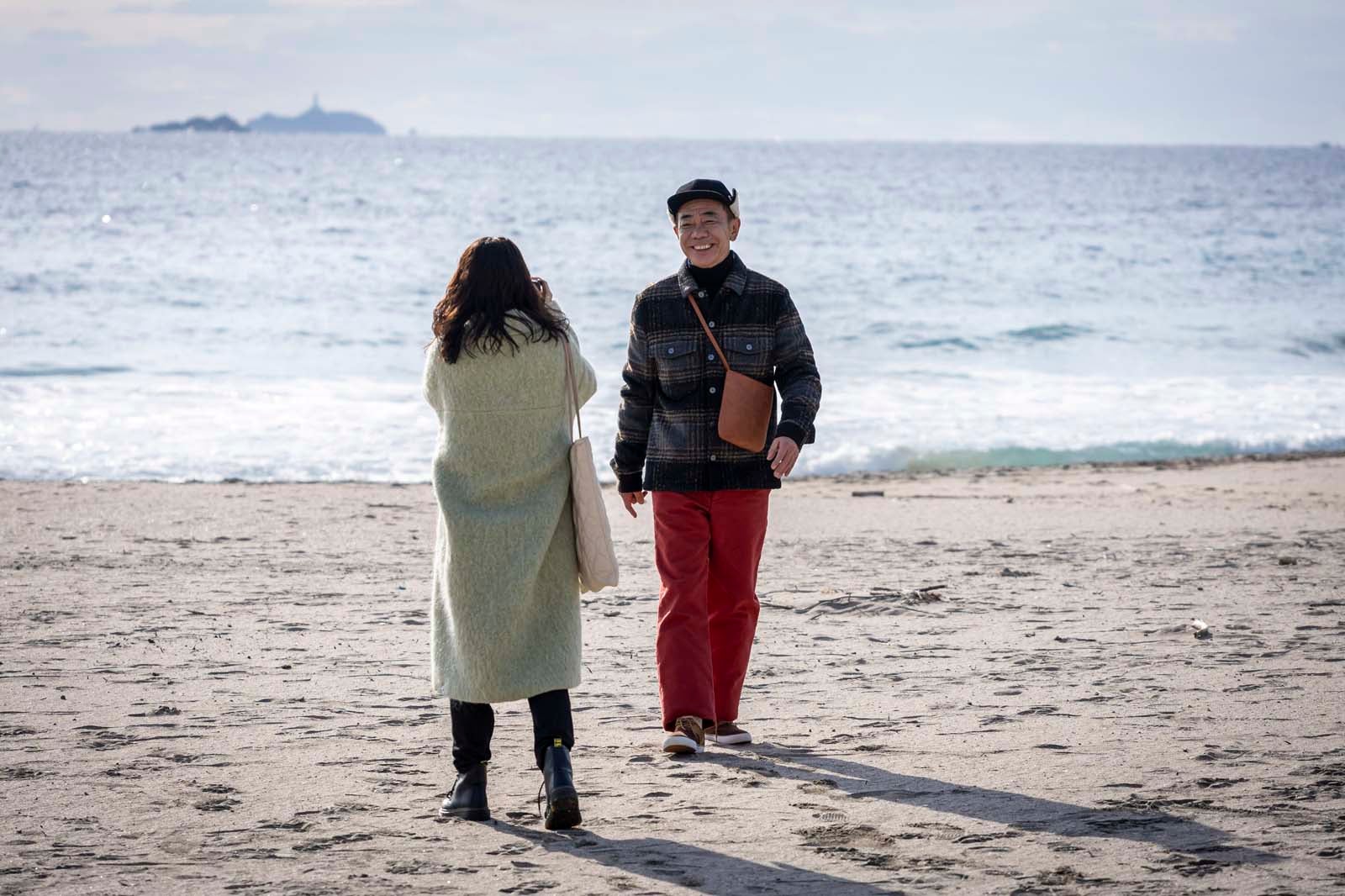 奈緒、木梨憲武「春になったら」第2話より（C）カンテレ