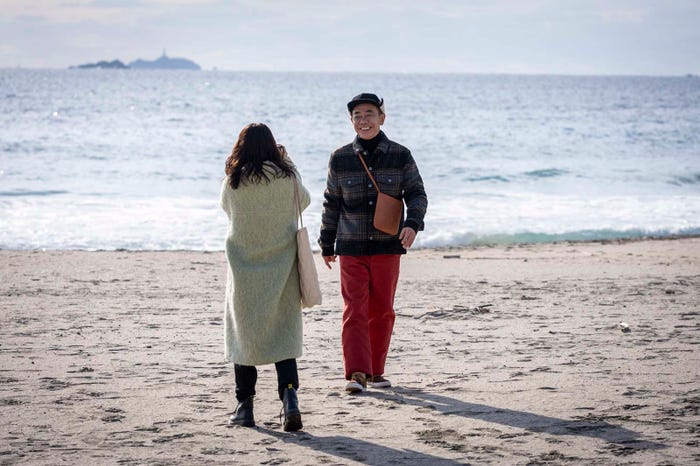 奈緒、木梨憲武「春になったら」第2話より(C)カンテレ