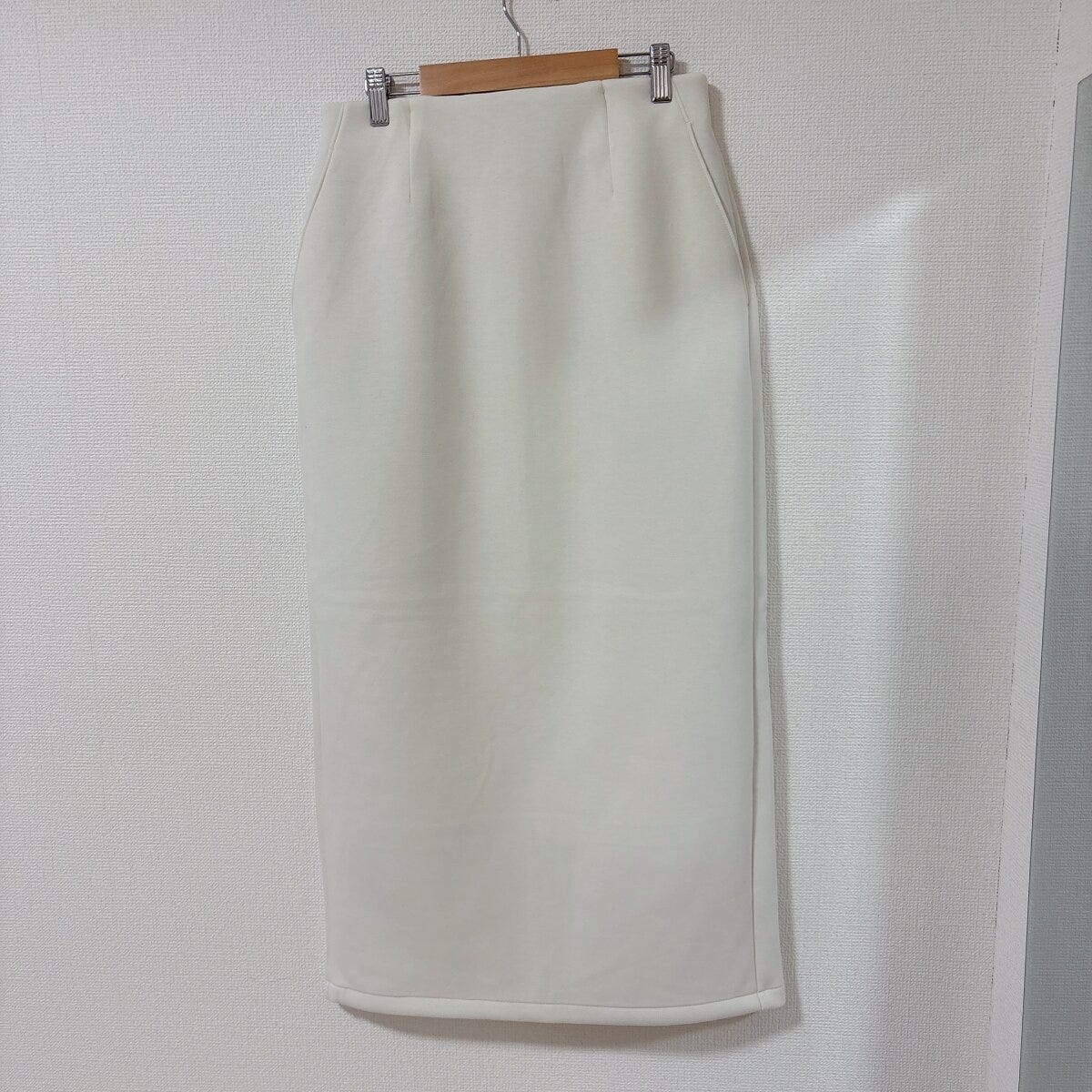 GUパフスウェットナロースカート　NATURAL