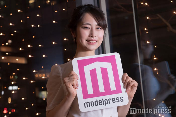青野さくらさん(C)モデルプレス