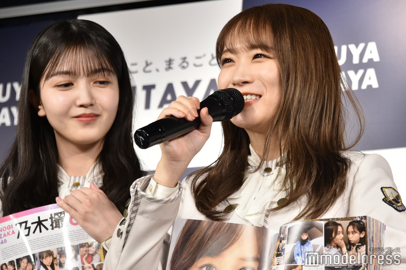 久保史緒里、秋元真夏（C）モデルプレス