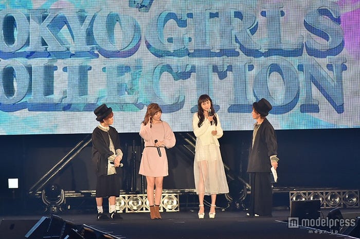 MACO、松井愛莉(中央)