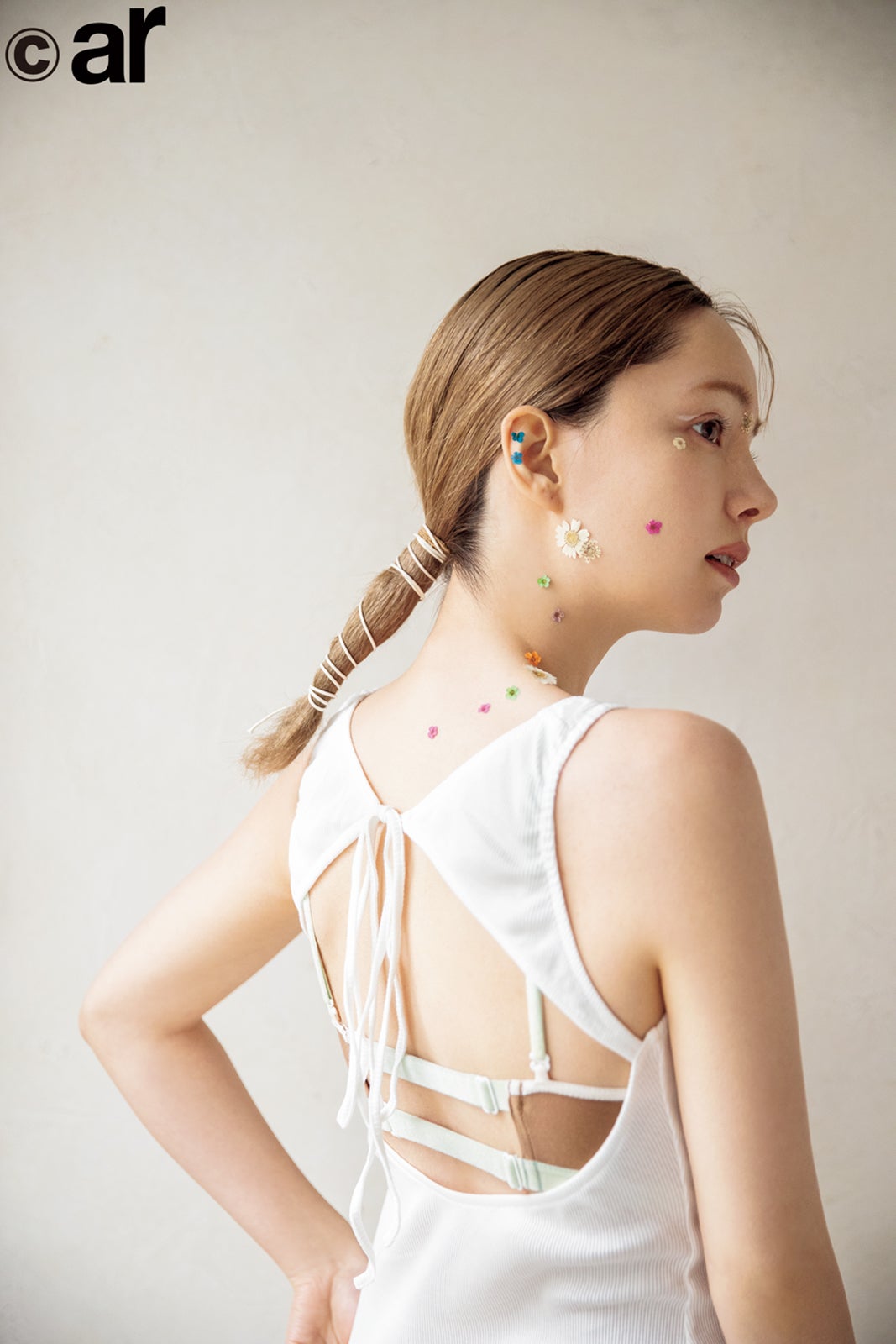 柴田あやな「ar」4月号（3月12日発売）（提供写真）