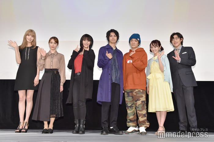 (左から)八木アリサ、中村ゆりか、池田エライザ、神尾楓珠、石崎ひゅーい、今泉佑唯、吉村界人(C)モデルプレス