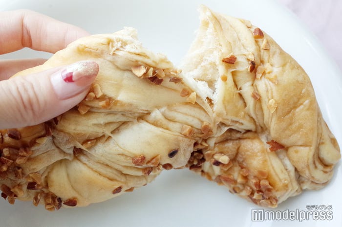 サイクルミー もちもちブレッドキャラメル&アーモンド(C)モデルプレス