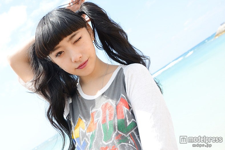 キュートなウィンクも見せる中田クルミ