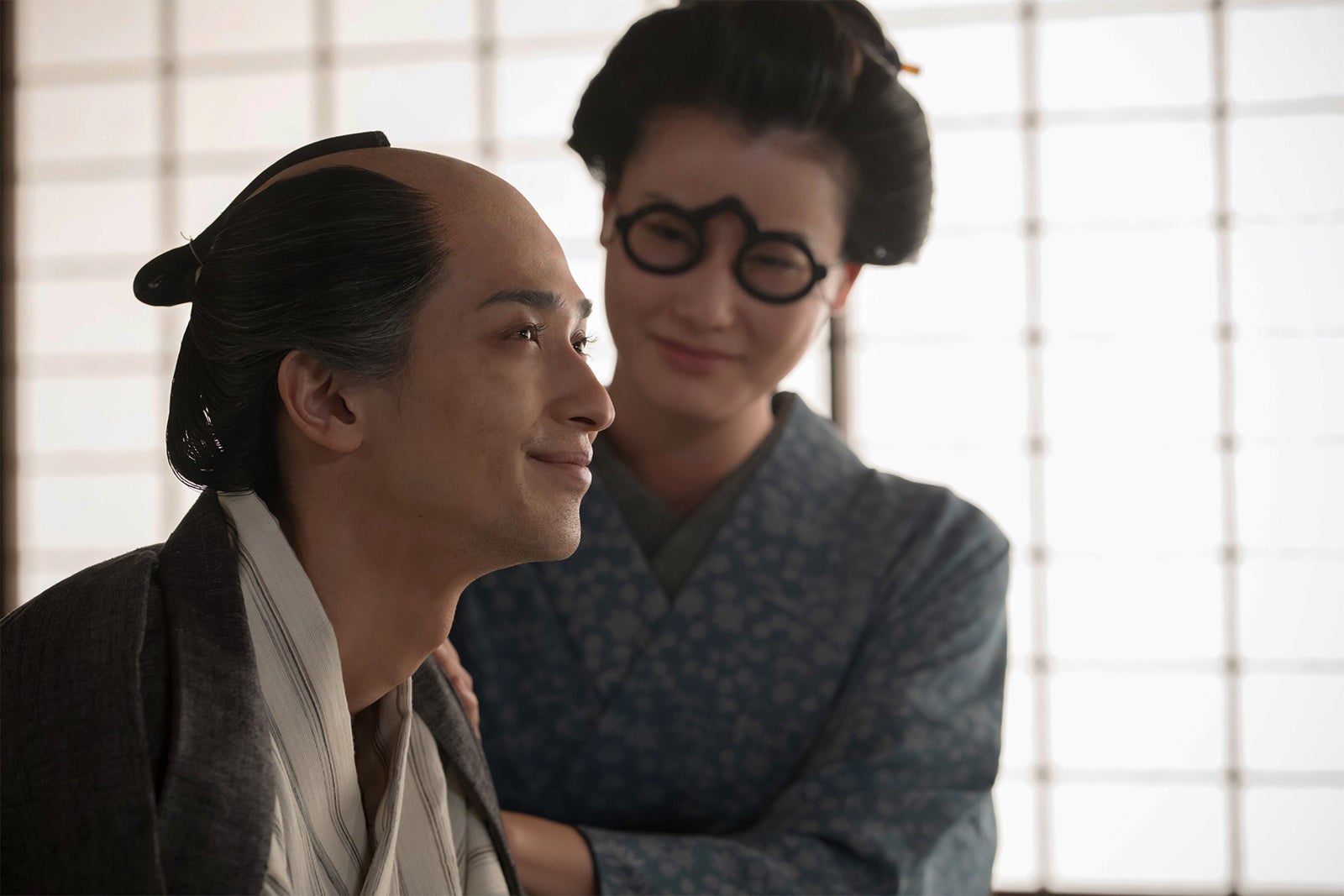 横浜流星、橋本愛「べらぼう～蔦重栄華乃夢噺～」最終話（C）NHK