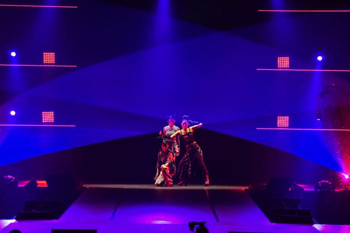 IS:SUE(C)Rakuten GirlsAward 2024 AUTUMN/WINTER