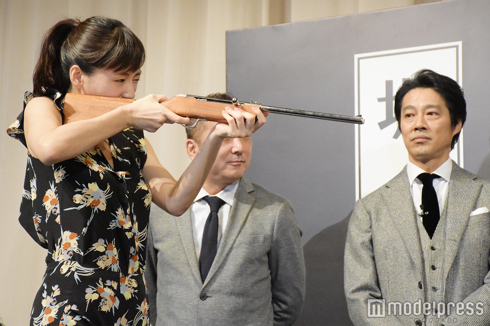 的当て対決の様子 （C）モデルプレス