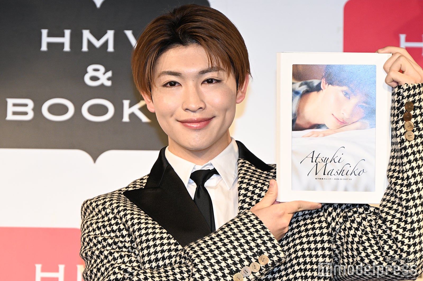 GENIC増子敦貴「お会計が大変なことに」上海撮影での思い出明かす【増子敦貴カレンダー2026.04-2027.03】