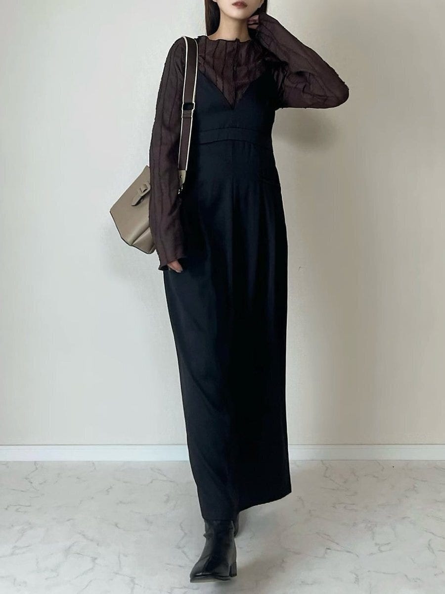 黒ワンピースコーデ2