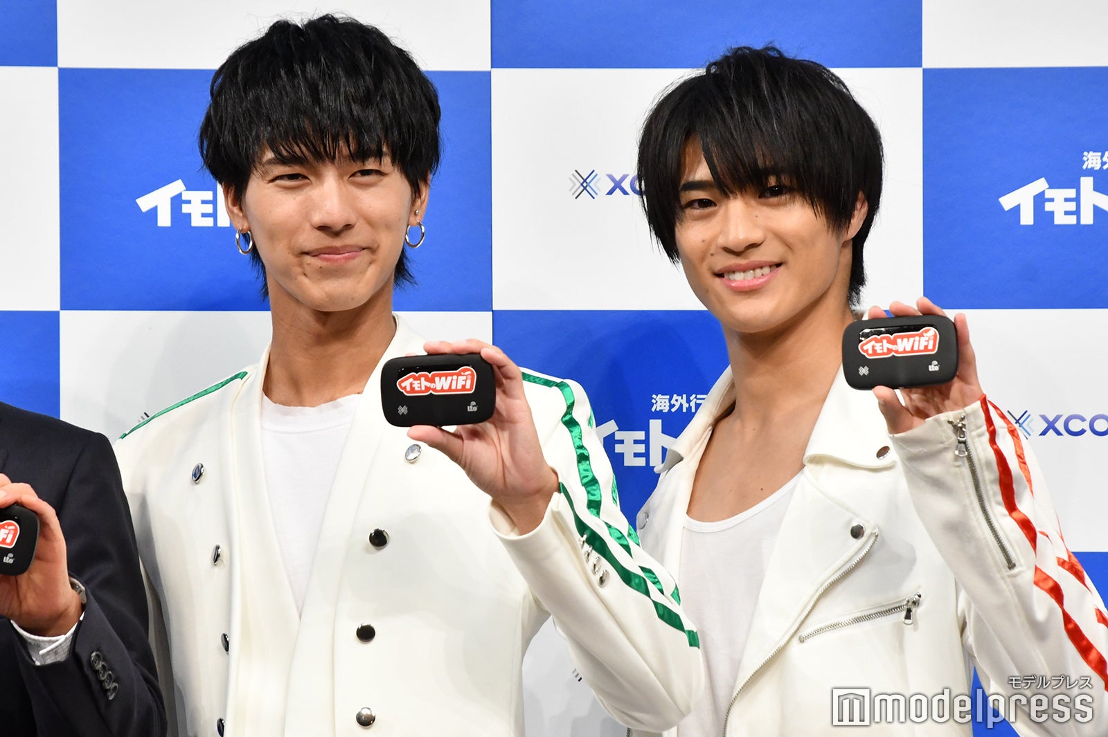 平野泰新（右） （C）モデルプレス