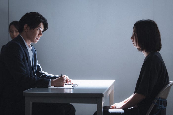 柿澤勇人、尾野真千子「ライオンの隠れ家」第6話(C)TBS