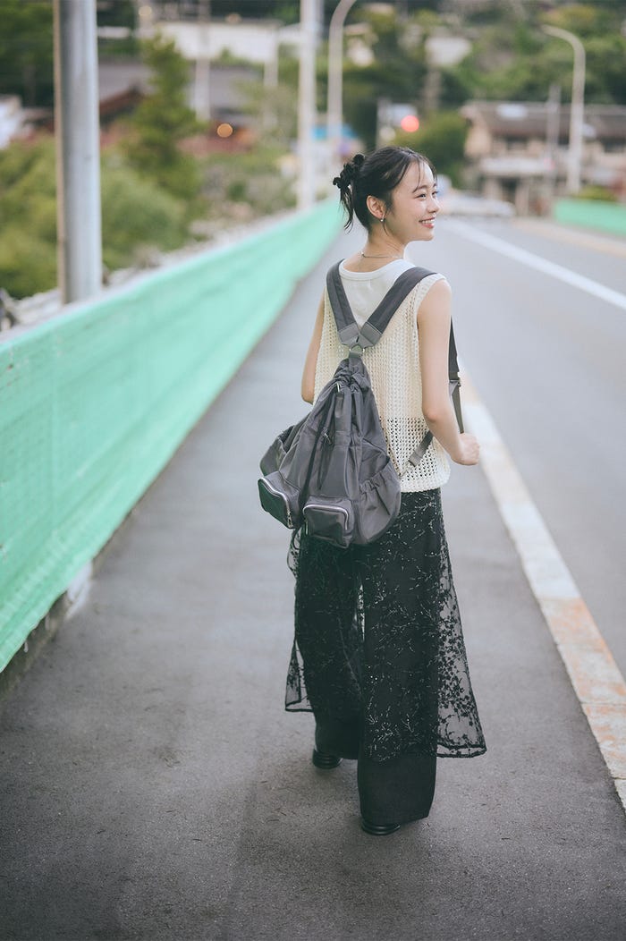 林芽亜里