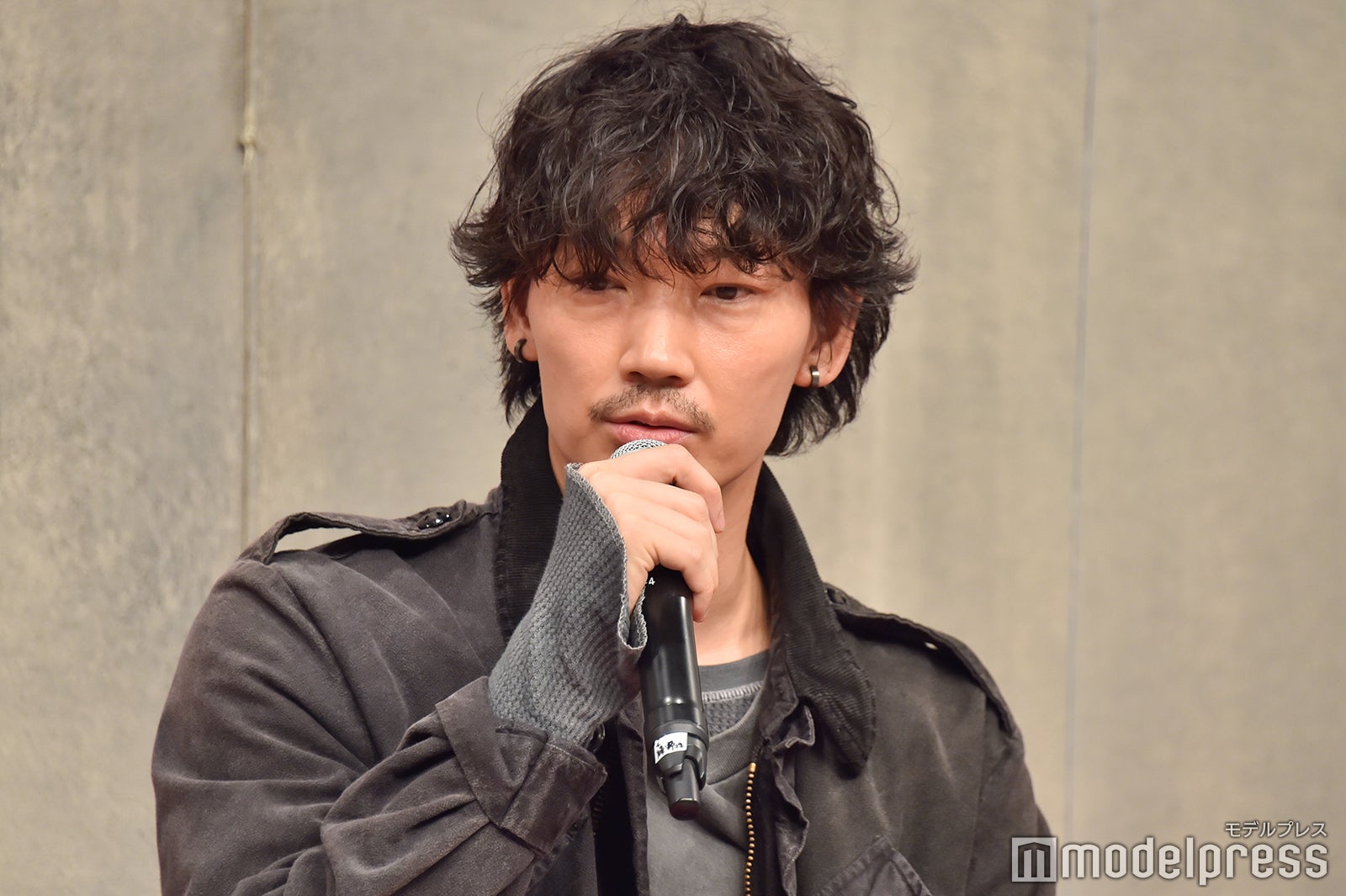 綾野剛 （C）モデルプレス