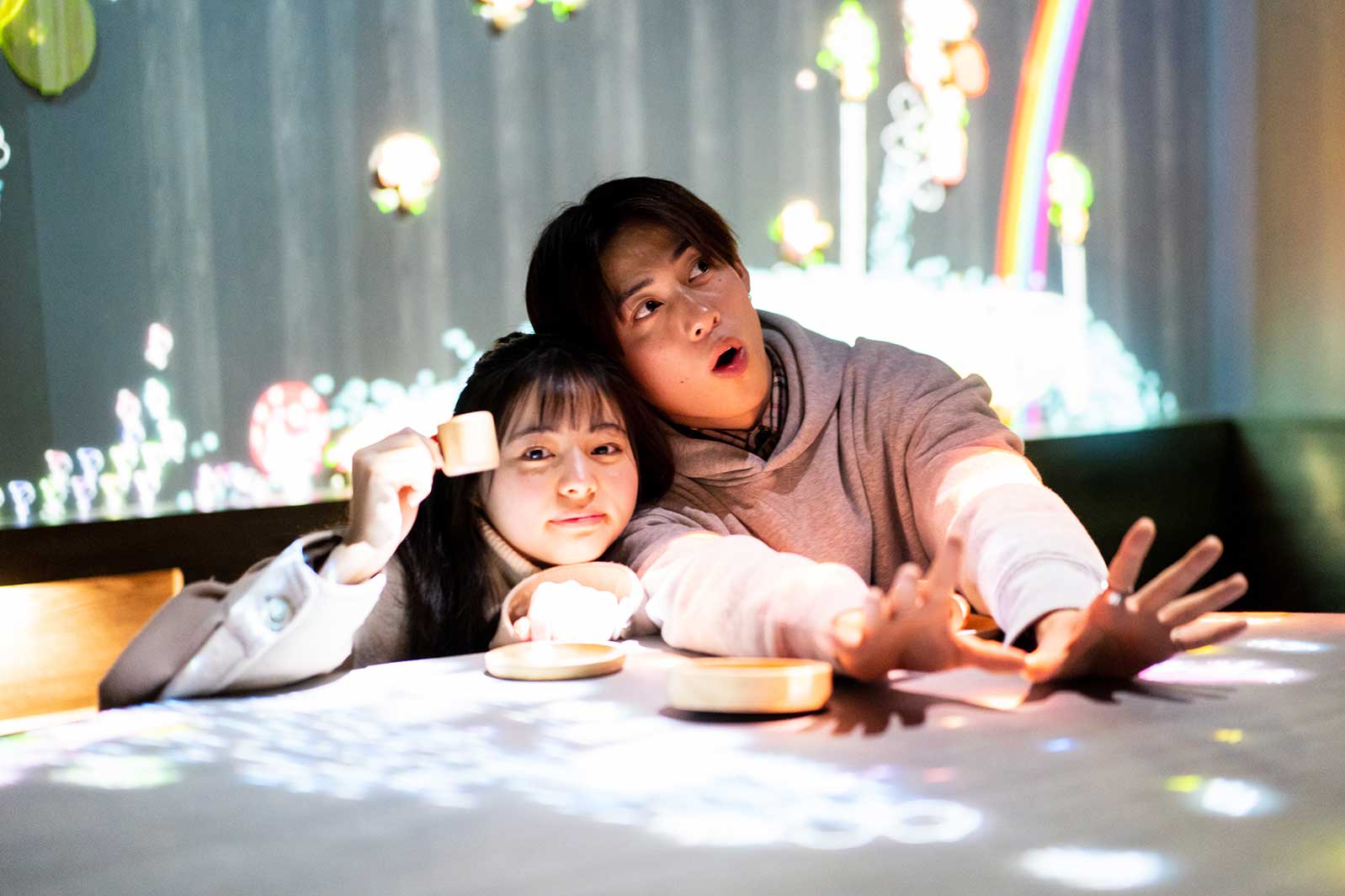 吉田伶香、りゅうと「恋とオオカミには騙されない」第2話（C）AbemaTV, Inc.