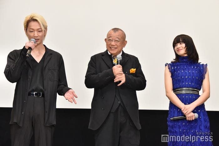 綾野剛、笑福亭鶴瓶、小松菜奈(C)モデルプレス