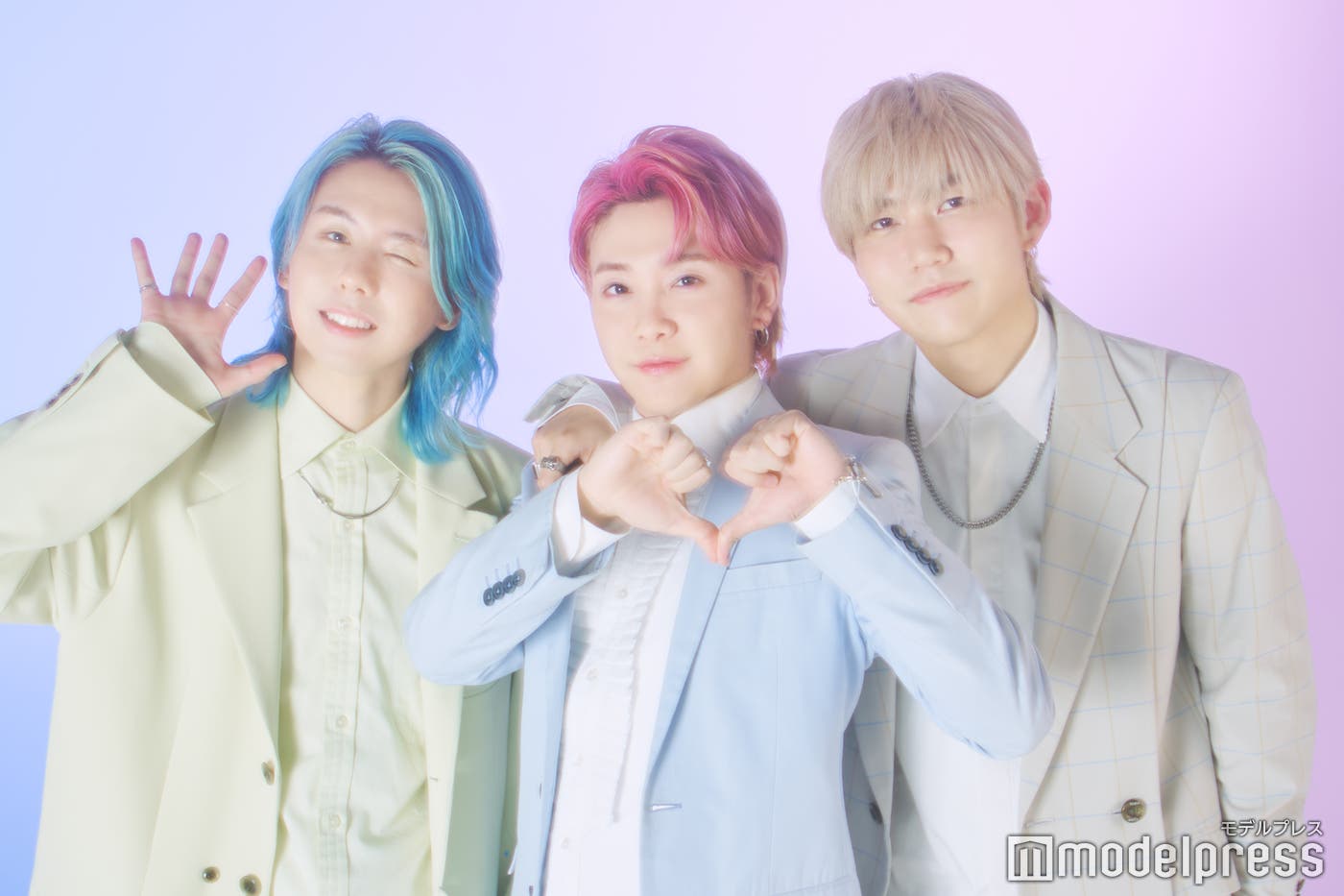 (C)モデルプレス