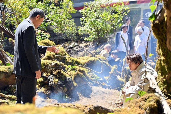 杉本哲太、山田裕貴「ペンディングトレイン―8時23分、明日 君と」第3話より(C)TBS