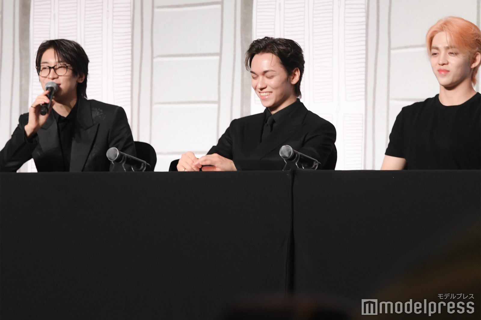 WONWOO（ウォヌ）、VERNON（バーノン）、S.COUPS（エスクプス）（C）モデルプレス