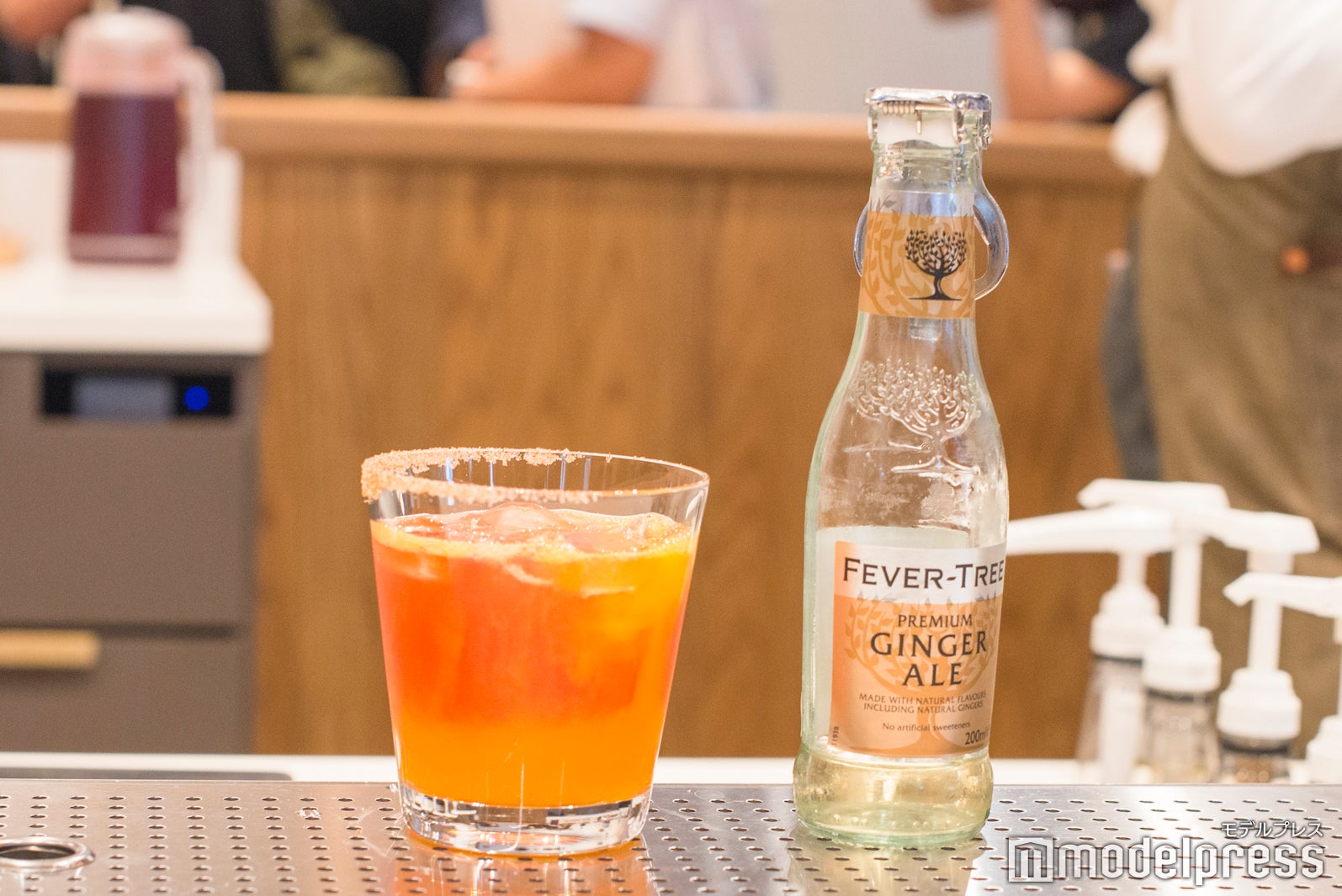 ハイビスカス マンゴリータ ￥850（C）モデルプレス