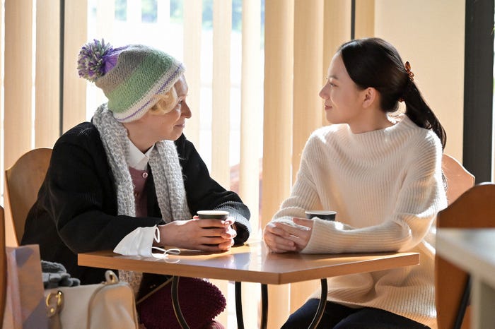 夏木マリ、清原果耶 (C)NHK