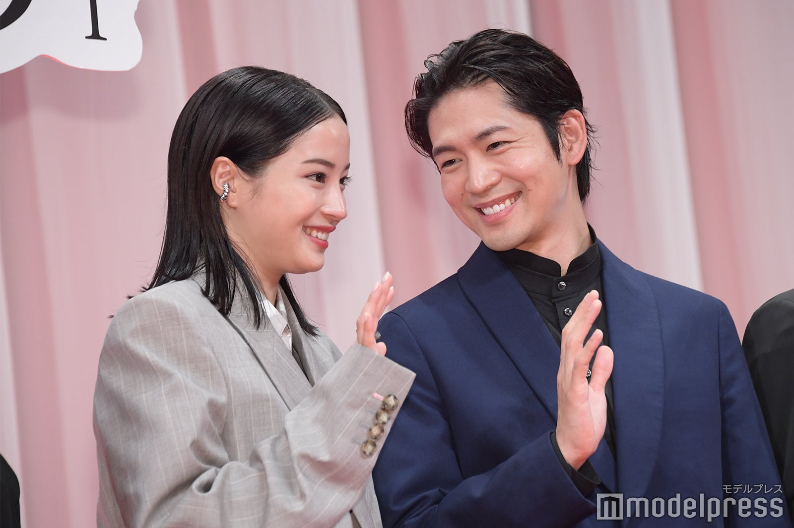 広瀬すず、松下洸平（C）モデルプレス