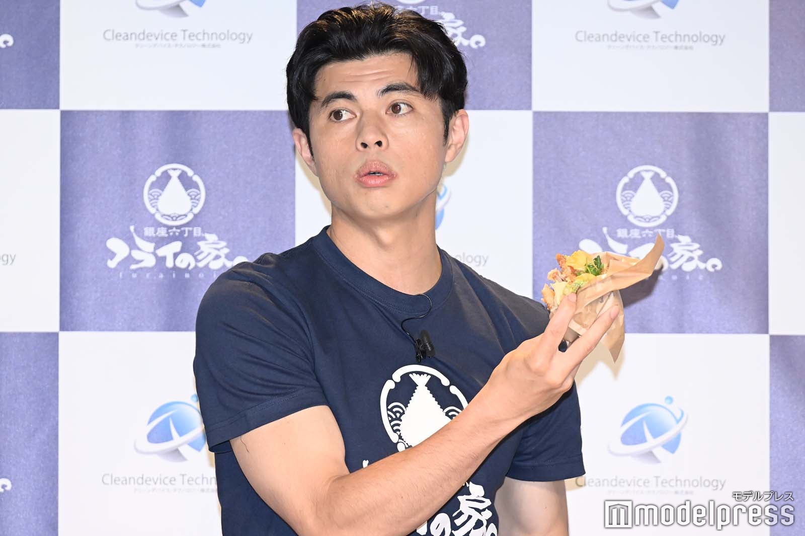 小島よしお （C）モデルプレス