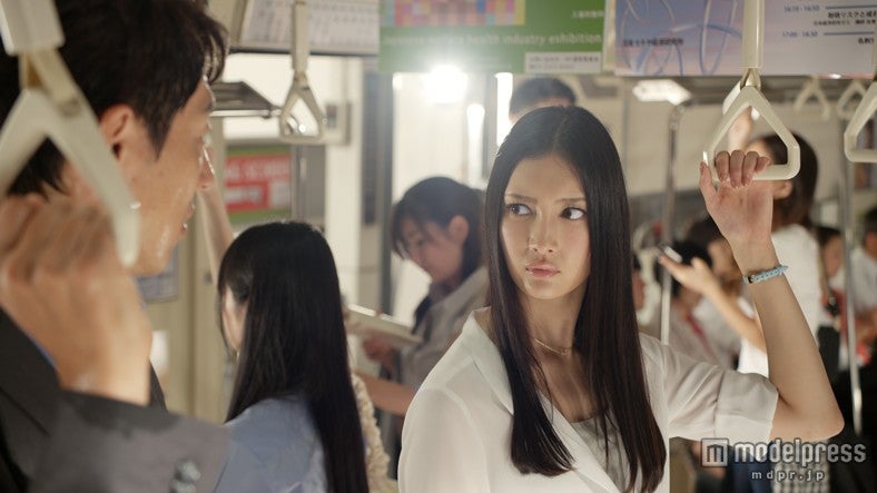 菜々緒／新CM「勘違いする男」篇