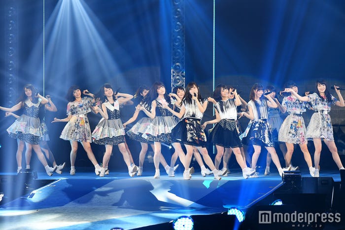 乃木坂46(C)モデルプレス