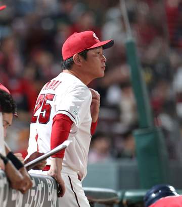 広島・新井監督「明日、しっかりやり返したいと思います」連敗ストップへ切り替える 3位とは4.5差