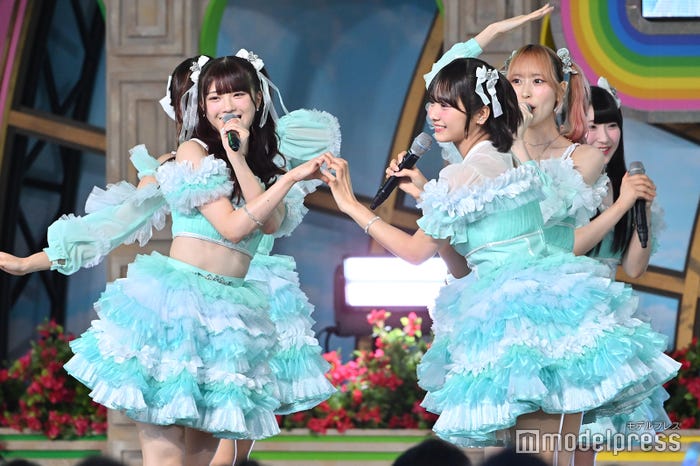 菅波美玲、尾木波菜/≠ME(C)モデルプレス