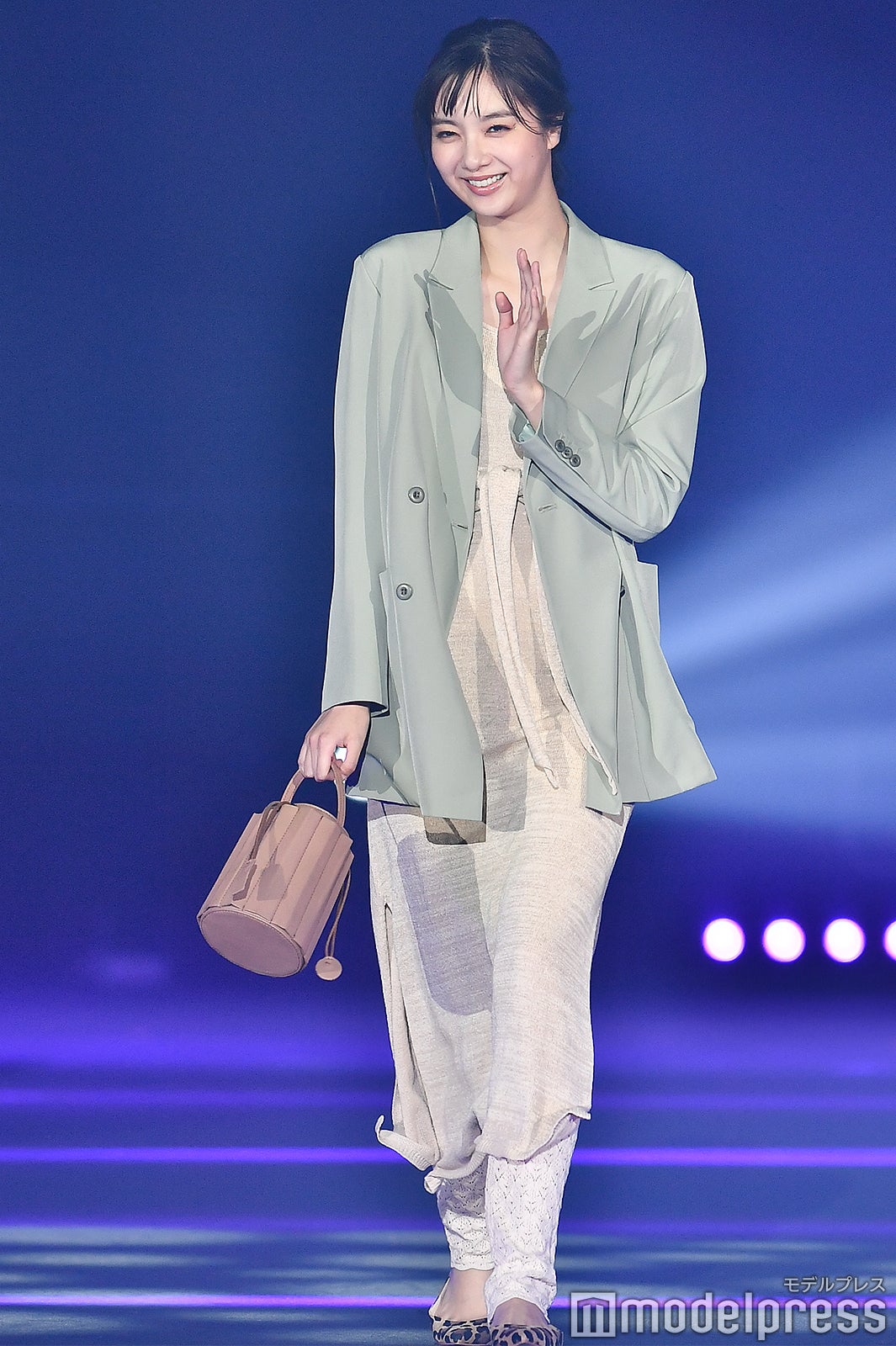 新川優愛 （C）モデルプレス