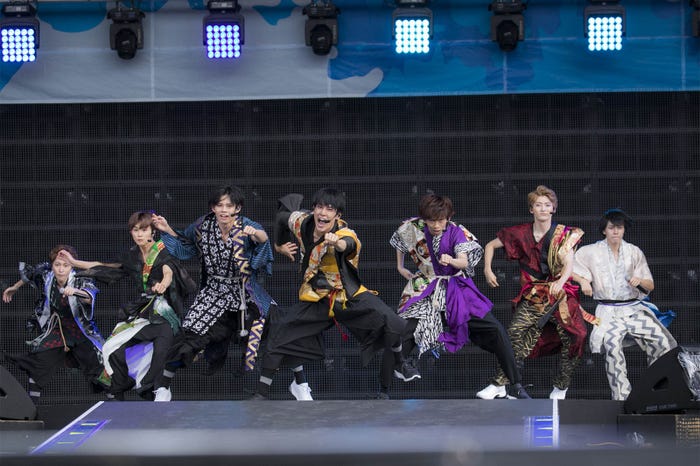 超特急(写真提供:SDR)