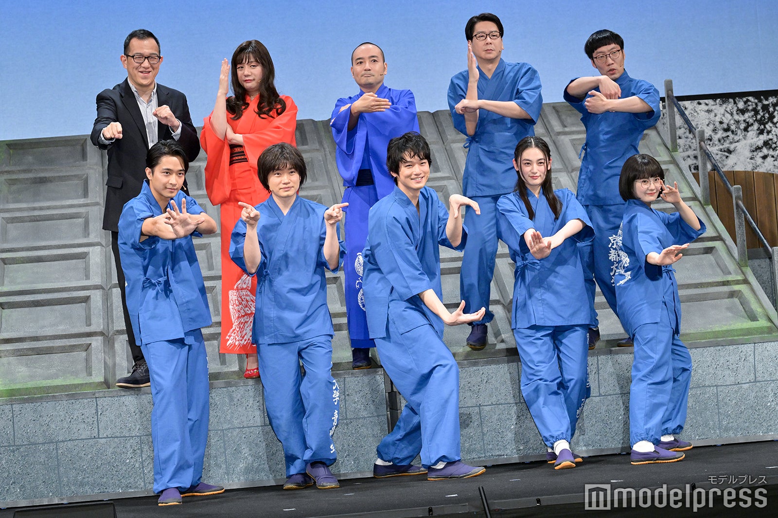 （前列左から）佐藤寛太、鳥越裕貴、中川大輔、八木莉可子、清宮レイ（後列左から）上田誠氏、槙尾ユウスケ、岩崎う大、浦井のりひろ、平井まさあき（C）モデルプレス