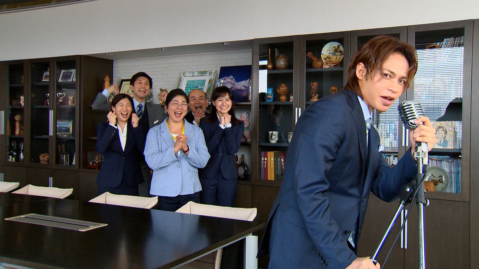 上田竜也「かわいい社長篇」より（提供写真）