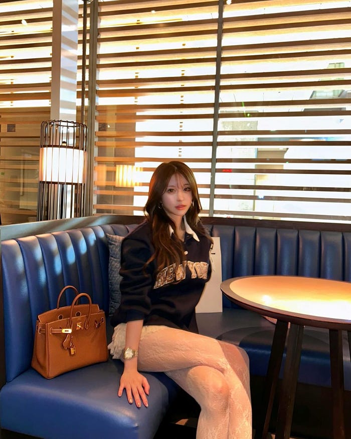 藤咲めいInstagramより