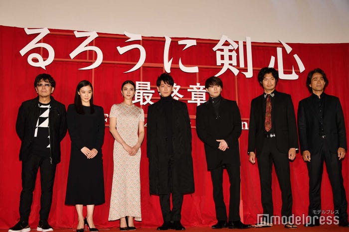 大友啓史監督、蒼井優、武井咲、佐藤健、新田真剣佑、青木崇高、江口洋介 (C)モデルプレス