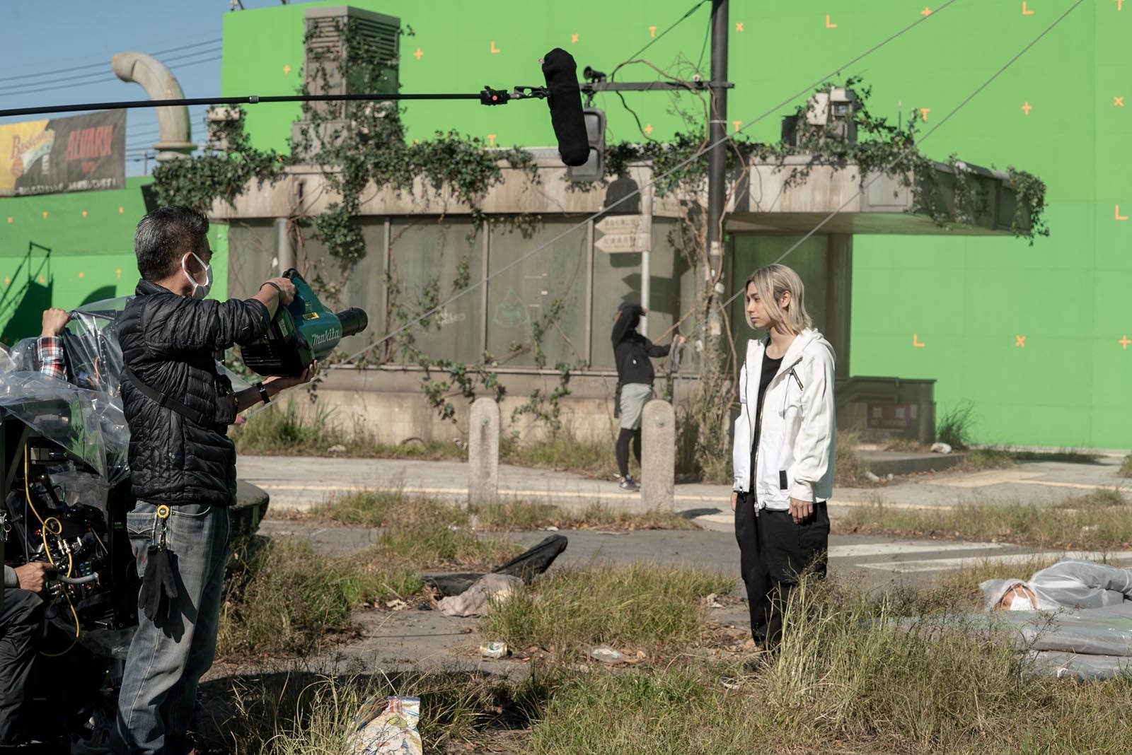 村上虹郎／メイキングカットより（C）麻生羽呂・小学館／ROBOT