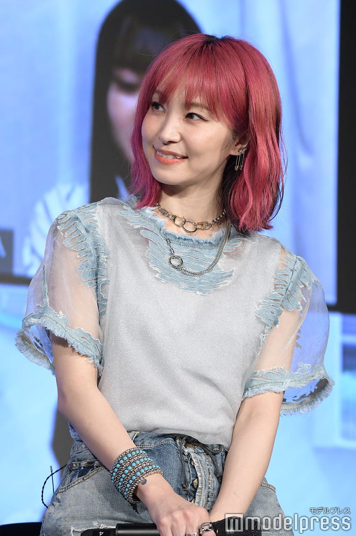 LiSA(C)モデルプレス