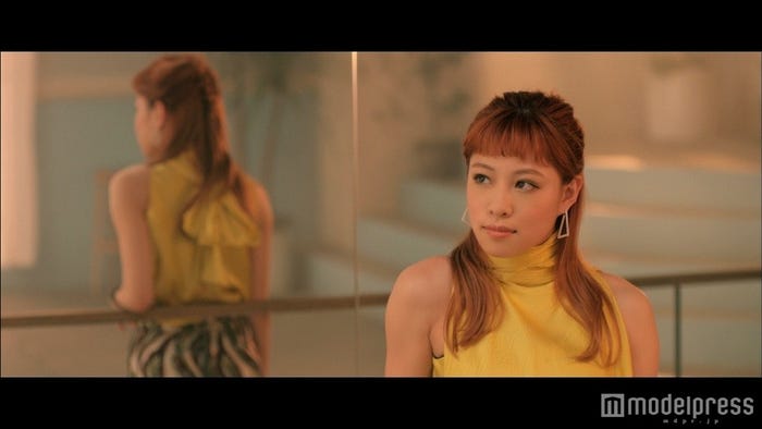 Flower「やさしさで溢れるように」MVより