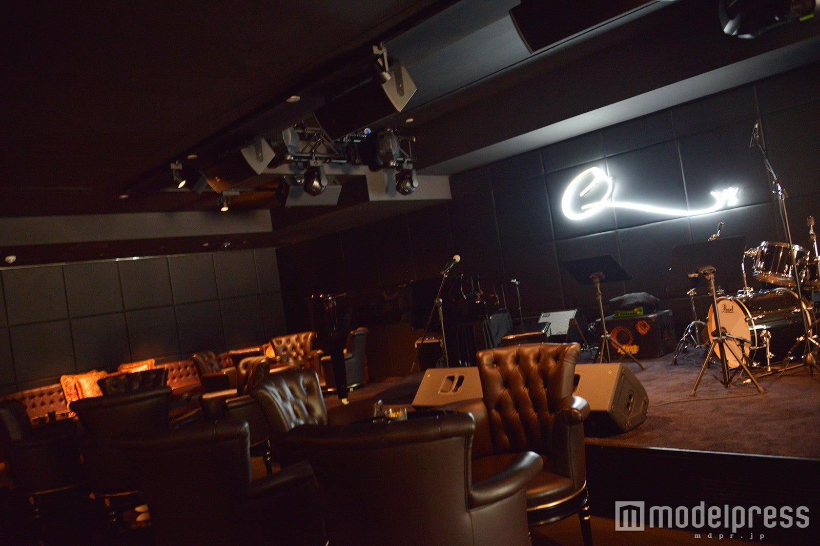 ジャズバー（C）モデルプレス