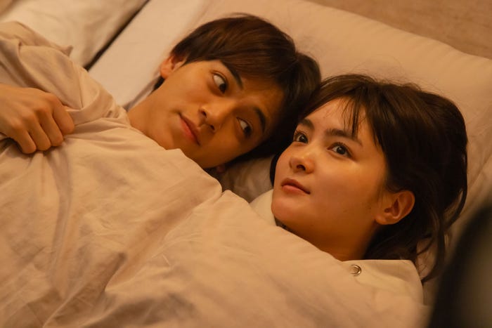 宮近海斗、葵わかな(C)テレビ朝日