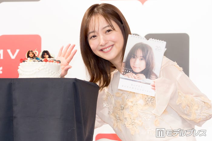 佐々木希(C)モデルプレス