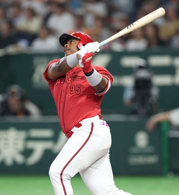 広島 モンテロと持丸の連弾で逆転 巨人・西舘の失投を捉える プロ初勝利を目指す4年目・斉藤優を援護