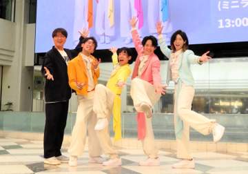 純烈弟分・モナキ デビューイベで「アイドルの聖地」に超満員2500人集結 ネットで大バズ→酒井一圭「腹立たしい」「バーターで番組出る」ツアー発表にメンバーぼろ泣き「埋まりますかね？」