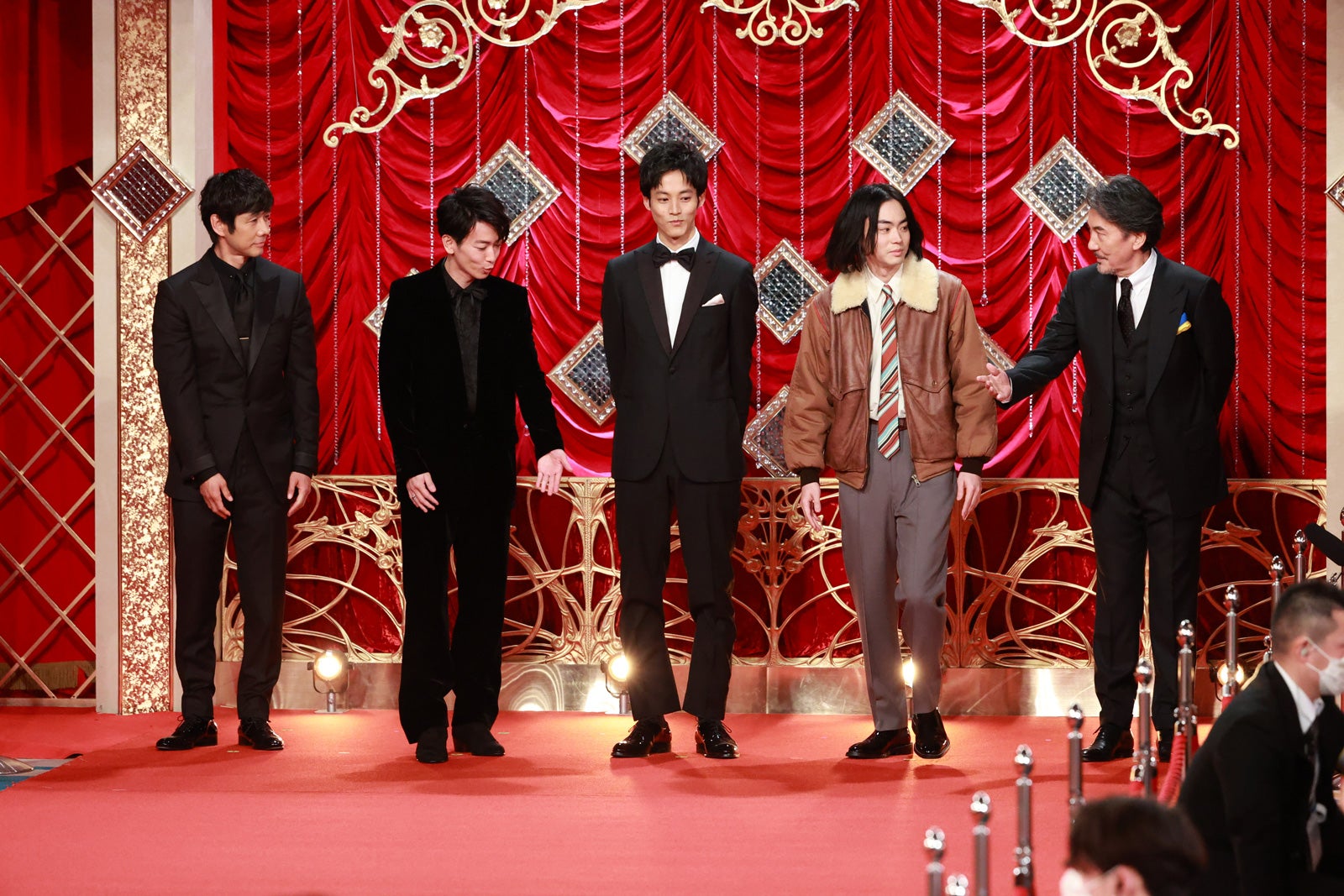 西島秀俊、佐藤健、松坂桃李、菅田将暉、役所広司（C）東京写真記者協会