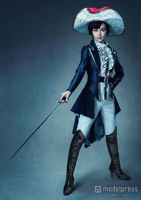 乃木坂46生田絵梨花（C）ミュージカル「リボンの騎士」製作委員会2015