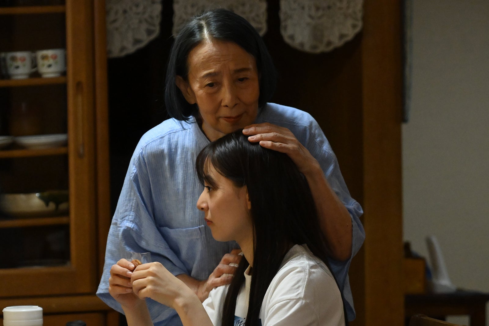 銀粉蝶、新木優子「DOPE　麻薬取締部特捜課」第8話（C）TBS