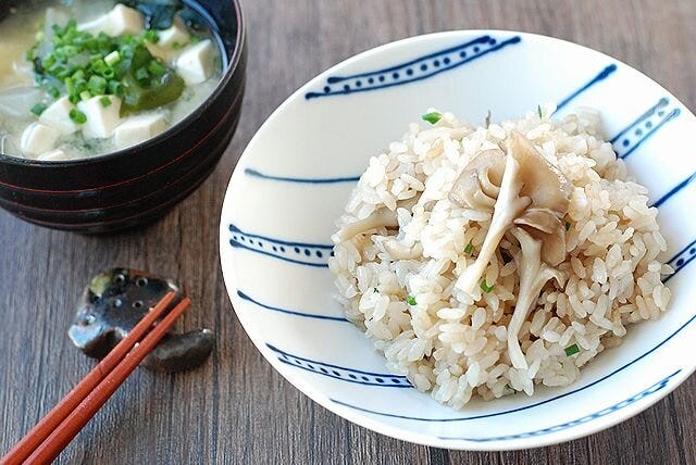 柚子胡椒香る舞茸ごはん